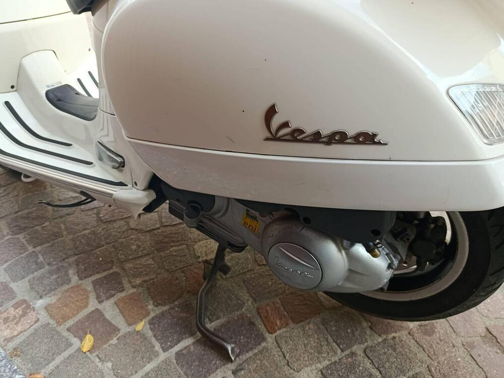Vespa GTS 300 (2010 - 14) (3)