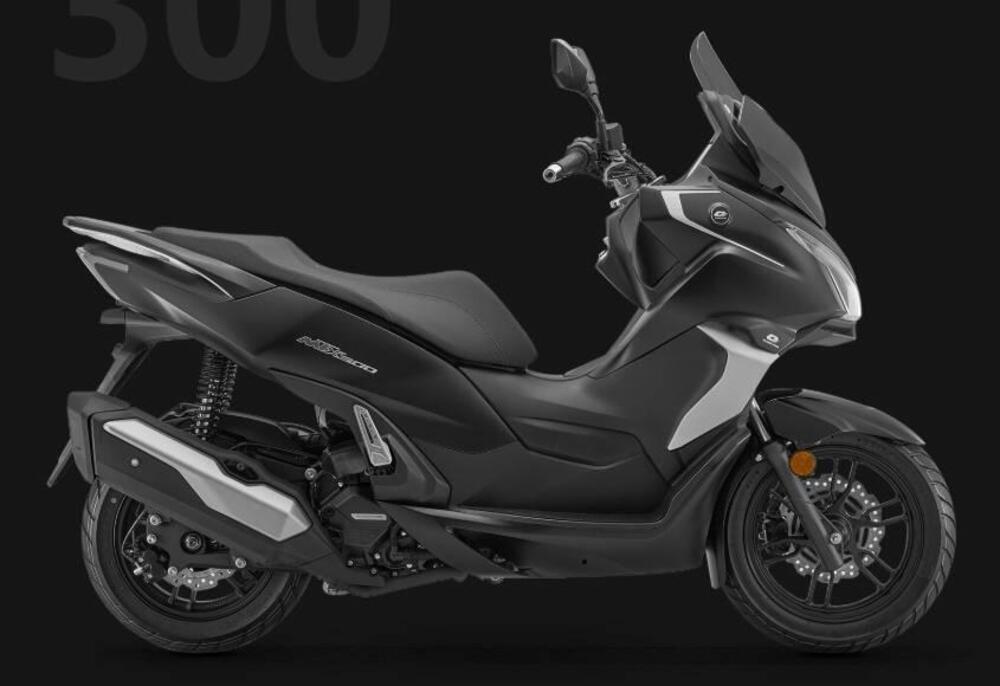 QJ Motor MTX 300 (2025)