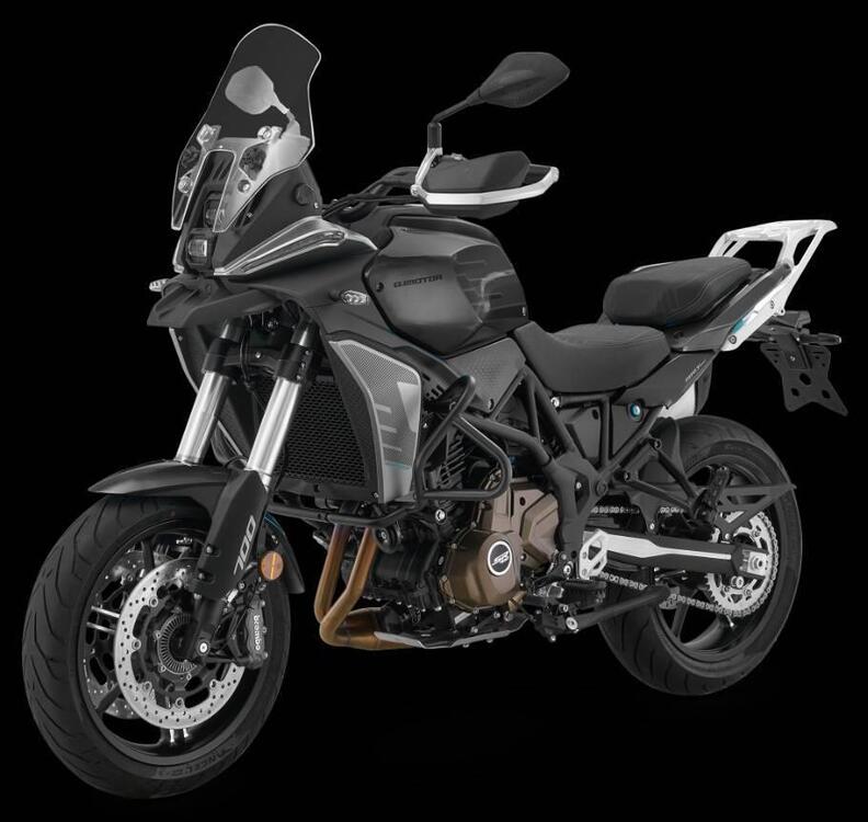 QJ Motor SRT 700 S (2025)