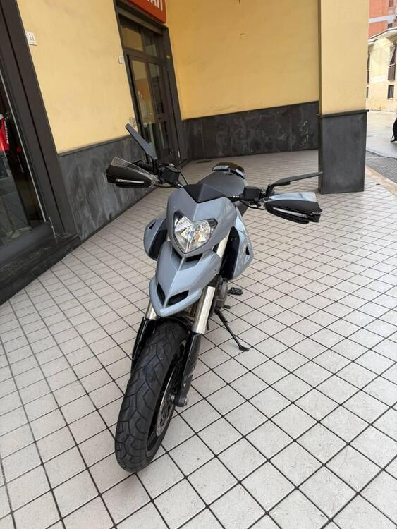 Ducati Hypermotard 796 (2012) (2)