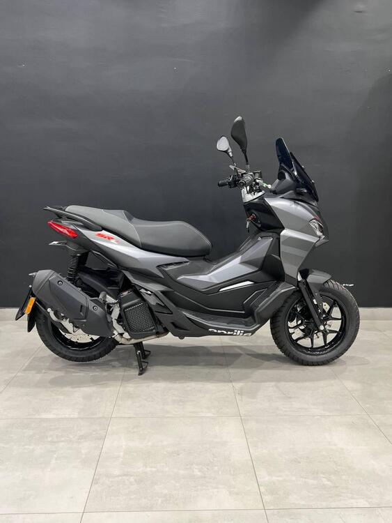 Aprilia SR GT 125 (2025) (2)