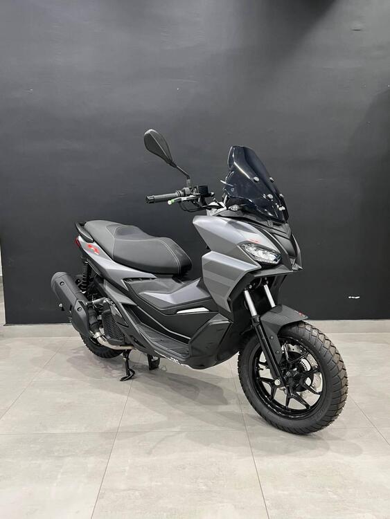 Aprilia SR GT 125 (2025) (3)