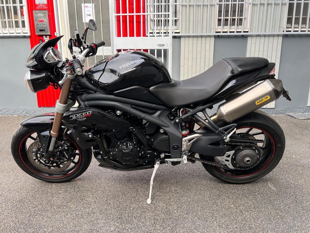 Triumph Speed Triple 1050 ABS (2011 - 15) (2)