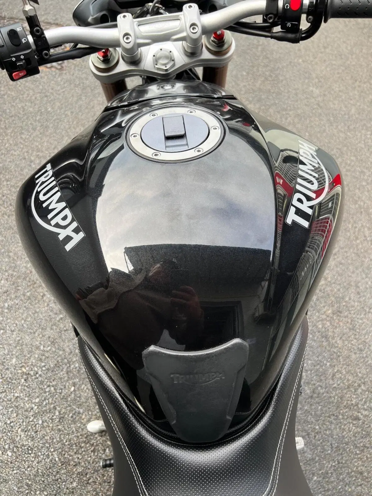 Triumph Speed Triple 1050 ABS (2011 - 15) (7)