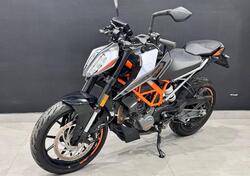 KTM 125 Duke (2021 - 23) usata