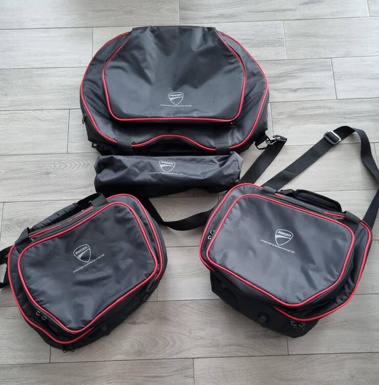 Borse interne per valigie Ducati Multistrada V4 (2)