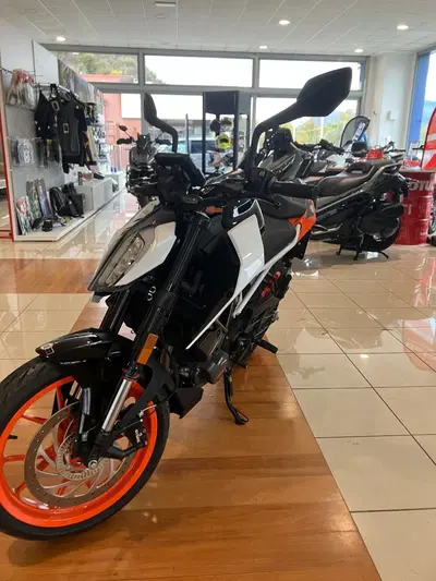 KTM 125 Duke (2024 - 25) usata