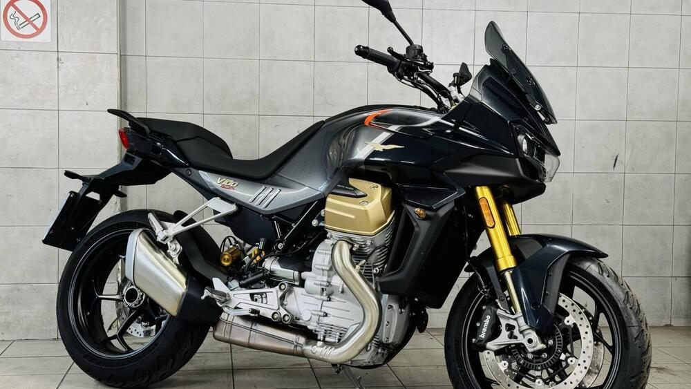 Moto Guzzi V100 Mandello S (2022 - 24)