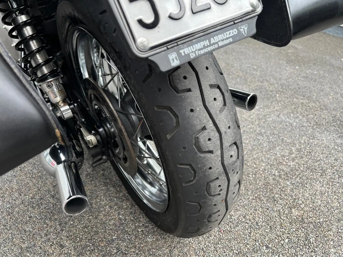 Triumph Bonneville T100 (2008 - 16) (15)