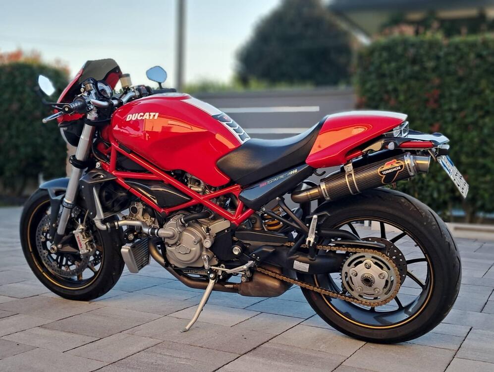 Ducati Monster S4R Testastretta (3)