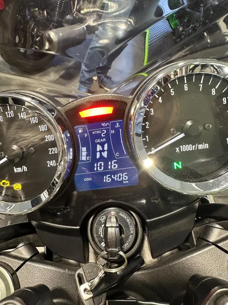 Kawasaki Z 900 RS (2018 - 20) (7)