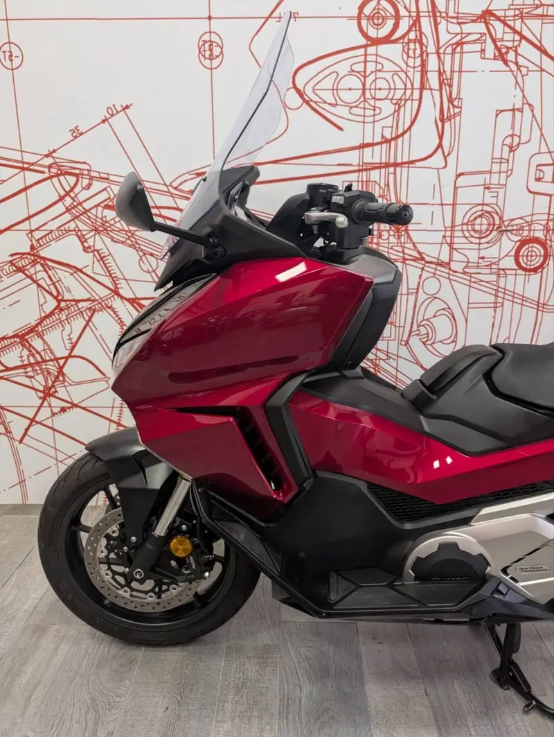 Honda Forza 750 DCT (2021 - 24) (17)