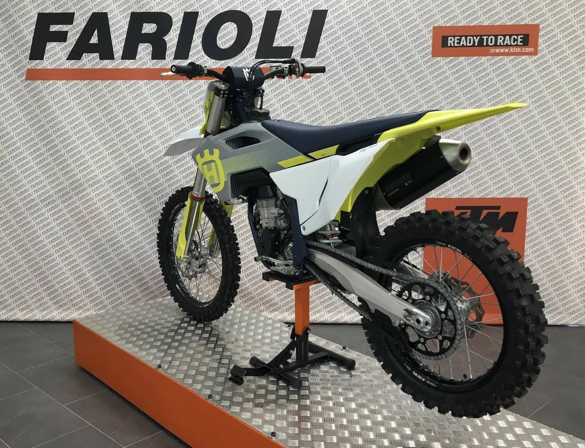 Husqvarna FC 450 (2024) (4)
