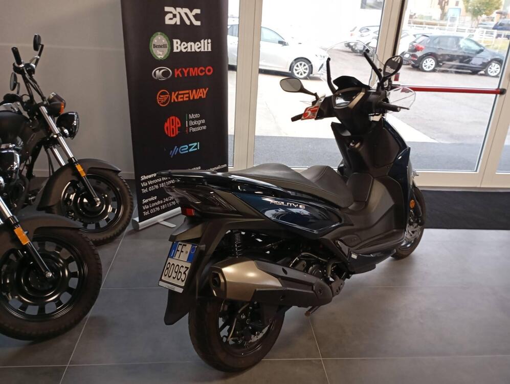 Kymco Agility 300i (2021 - 25) (2)