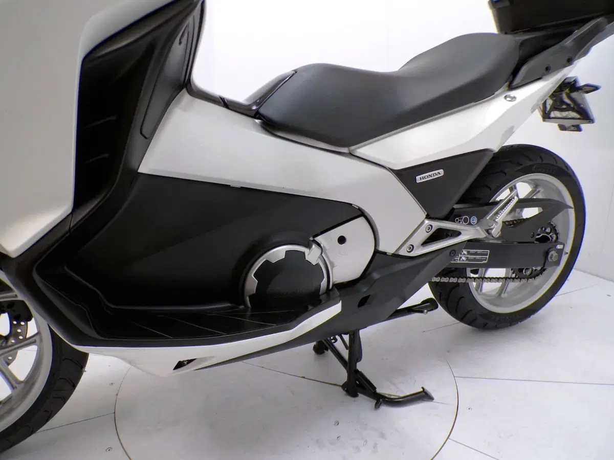 Honda Integra 700 (2011 - 13) (9)