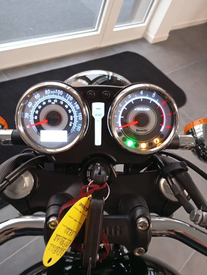 Benelli Imperiale 400 (2021 - 25) (5)