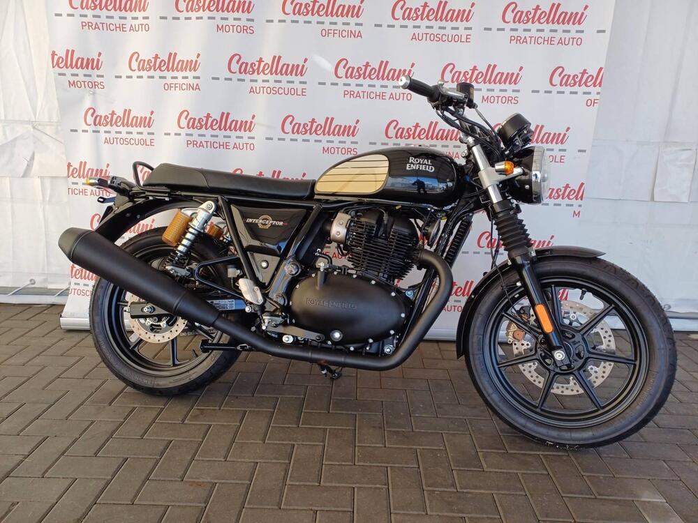 Royal Enfield Interceptor 650 (2021 - 25) (2)