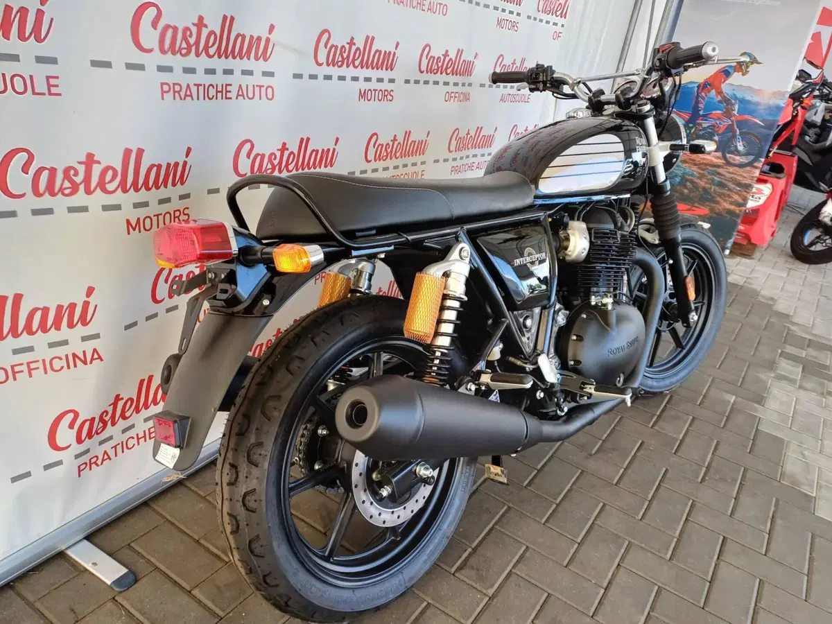 Royal Enfield Interceptor 650 (2021 - 26) (4)