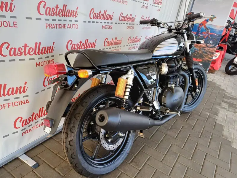 Royal Enfield Interceptor 650 (2021 - 26) (4)