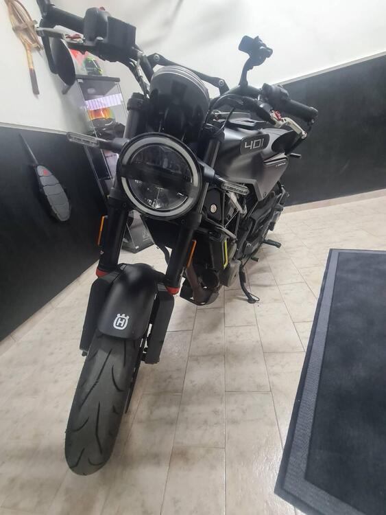 Husqvarna Svartpilen 401 (2021 - 23)