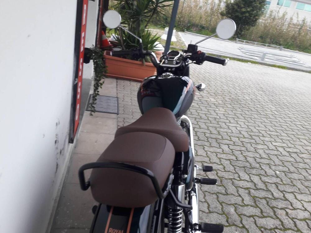 Royal Enfield Classic 350 (2021 - 25) (3)