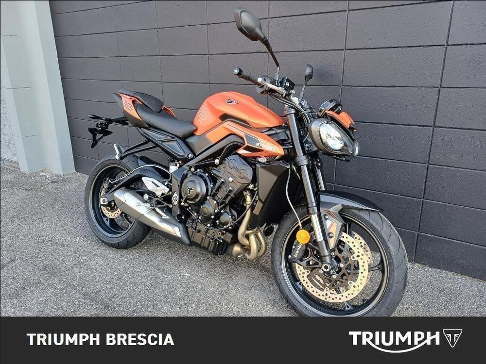 Triumph Street Triple 765 R (2023 - 25) (2)