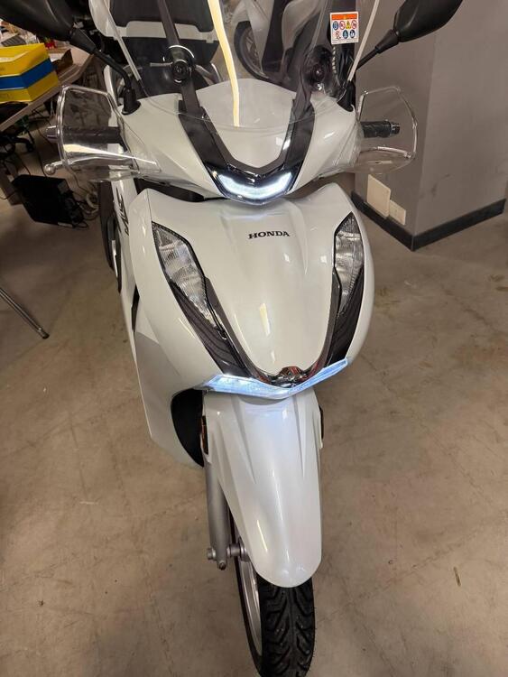 Honda SH 350 (2021 - 24) (4)