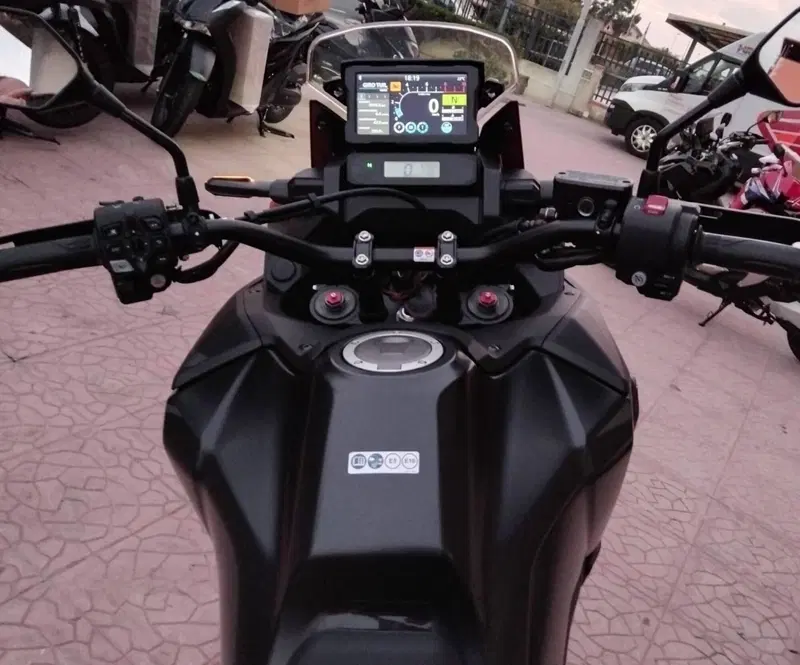 Honda Africa Twin CRF 1100L (2022 - 23) (6)