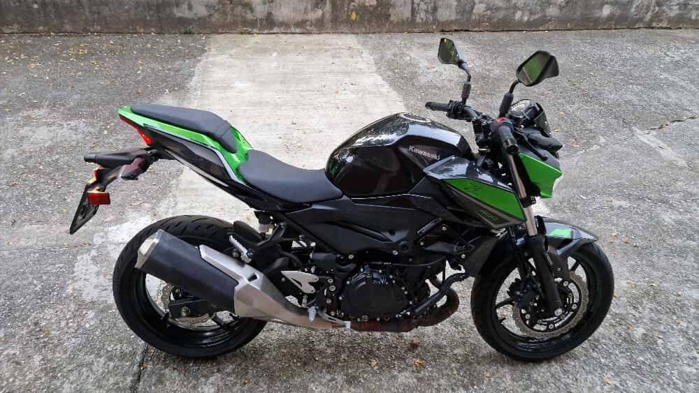 Kawasaki Z 400 (2023) (2)
