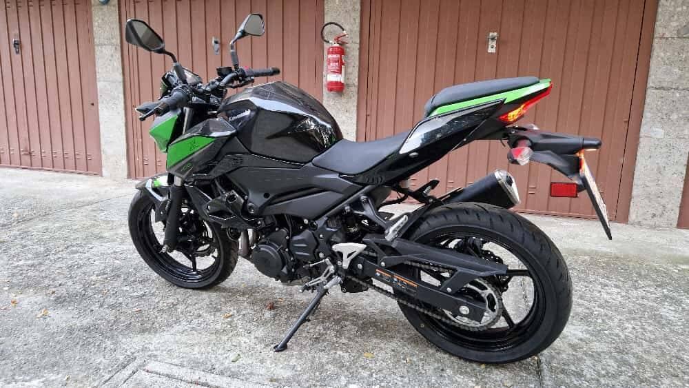 Kawasaki Z 400 (2023) (4)