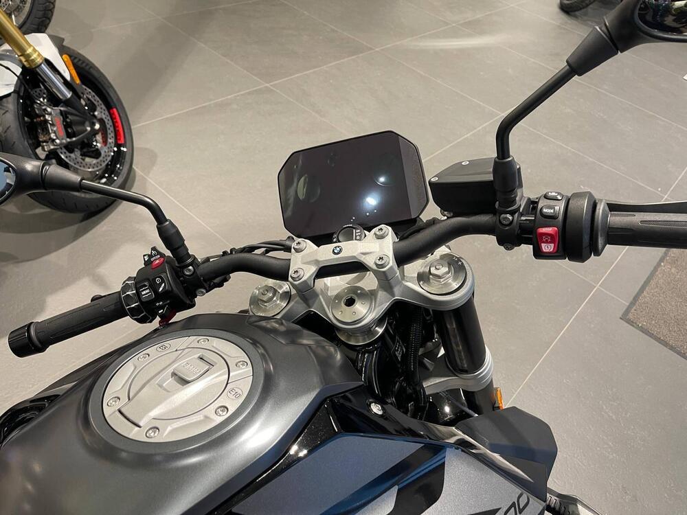 Bmw F 900 R (2025) (5)