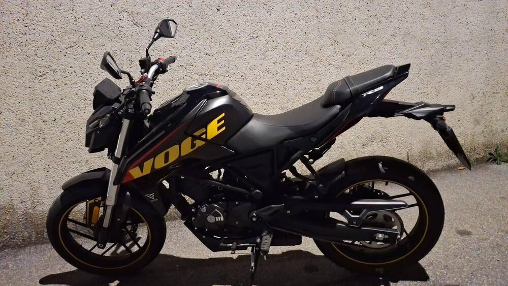 Voge Brivido 125R (2023 - 25) (2)