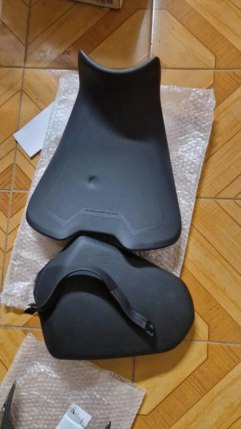 Ducati Monster 937 + (2021 - 25) (9)