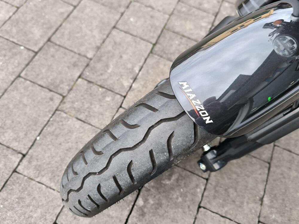 Royal Enfield Super Meteor 650 (2023 - 25) (3)