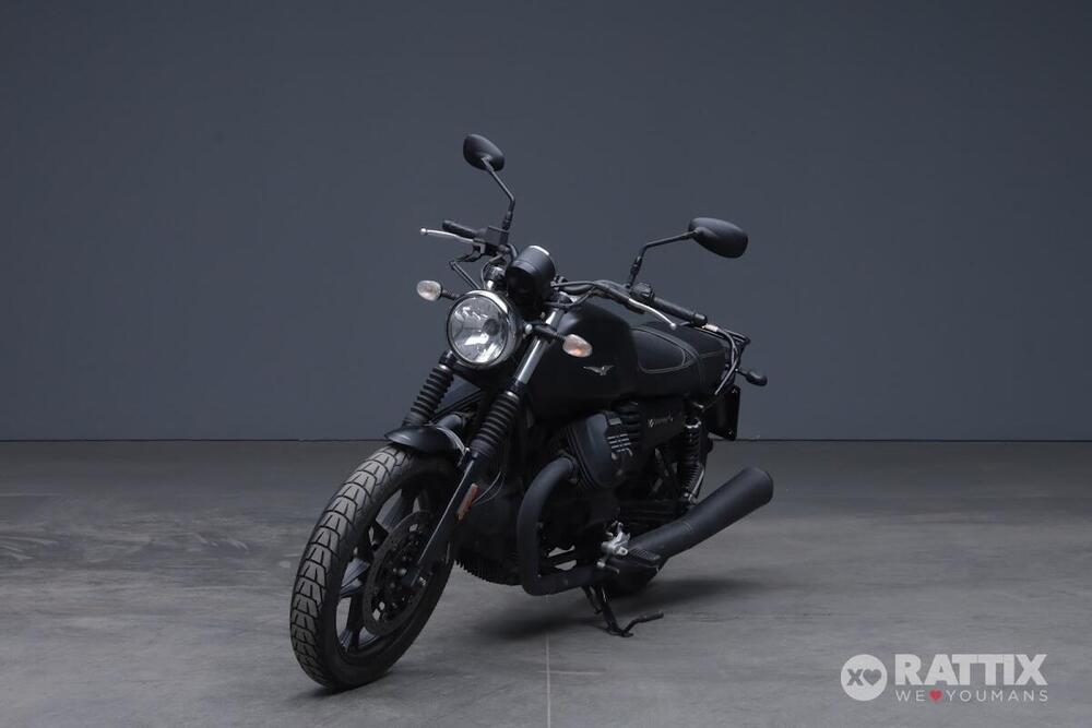 Moto Guzzi V7 III Stone (2017 - 20) (5)