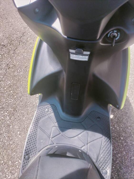 Kymco Super 8 50 R (2022 - 25) (5)