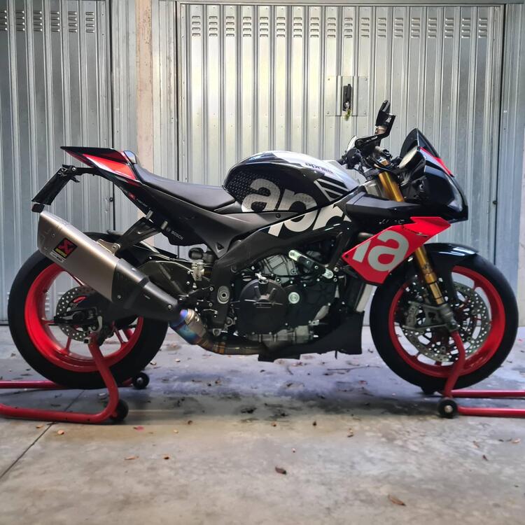 Aprilia Tuono V4 Factory (2017 - 18)