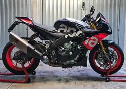 Aprilia Tuono V4 Factory (2017 - 18) usata