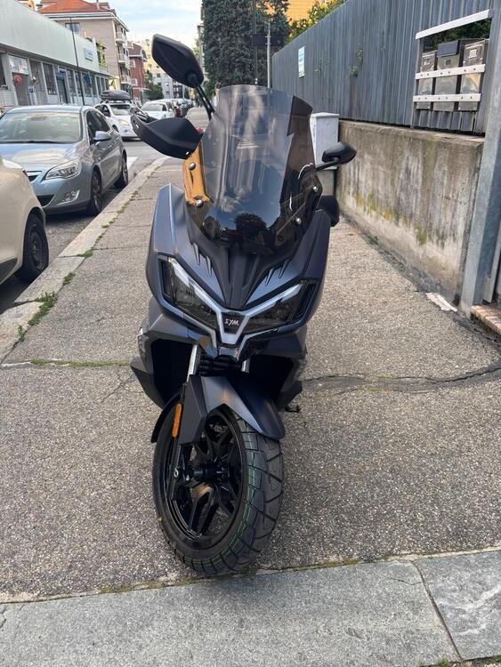 Sym ADX 300 (2024 - 25) (2)