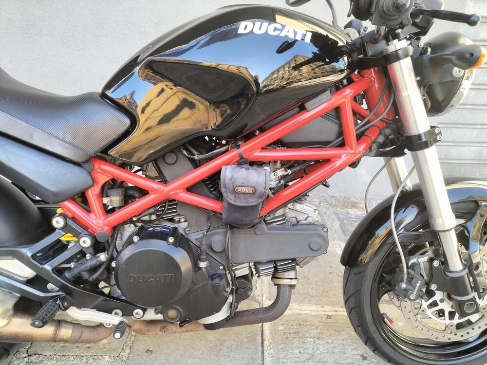 Ducati Monster 695 (2006 - 08) (3)
