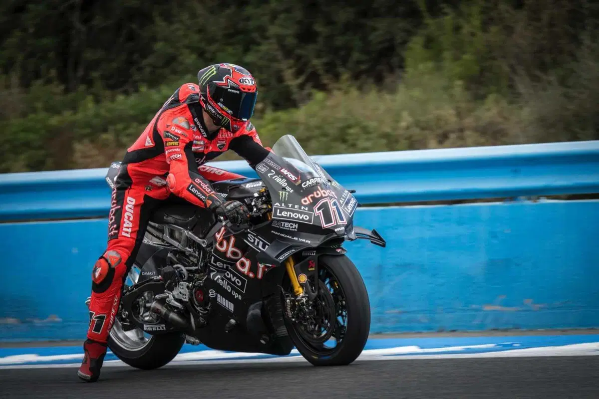SBK. Primo tempo di Nicolò Bulega nei test di Jerez [GALLERY] (2)