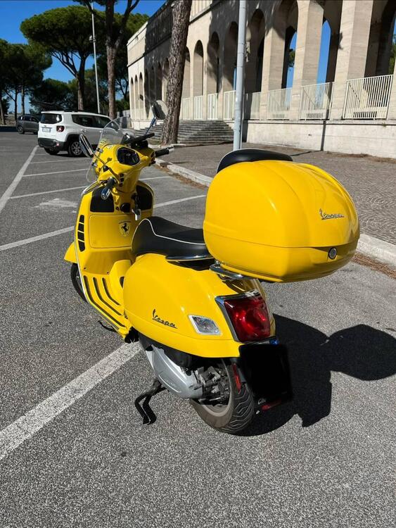 Vespa GTS 300 Super Hpe (2021 - 22) (3)