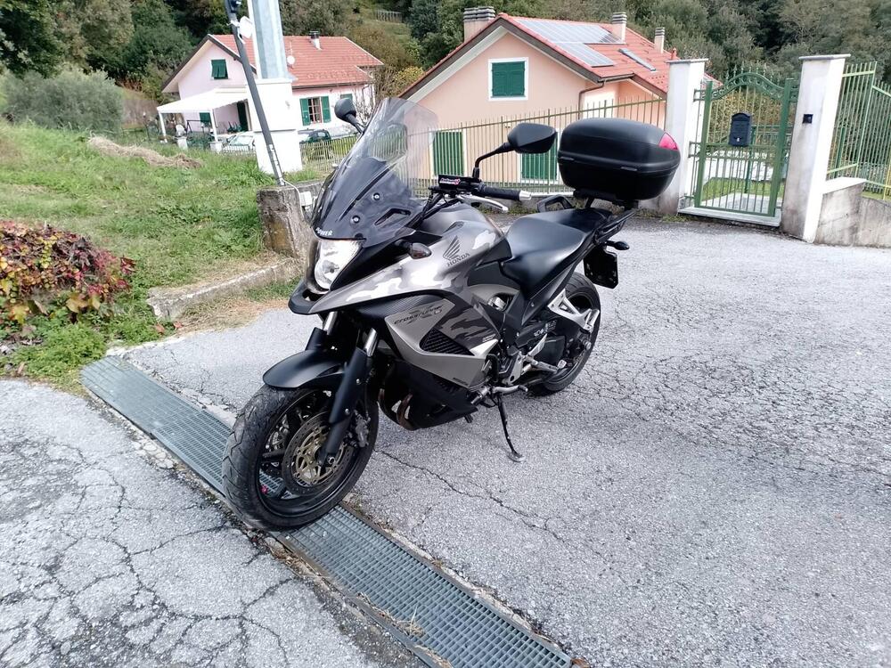 Honda Crossrunner ABS (2010 - 14) (2)