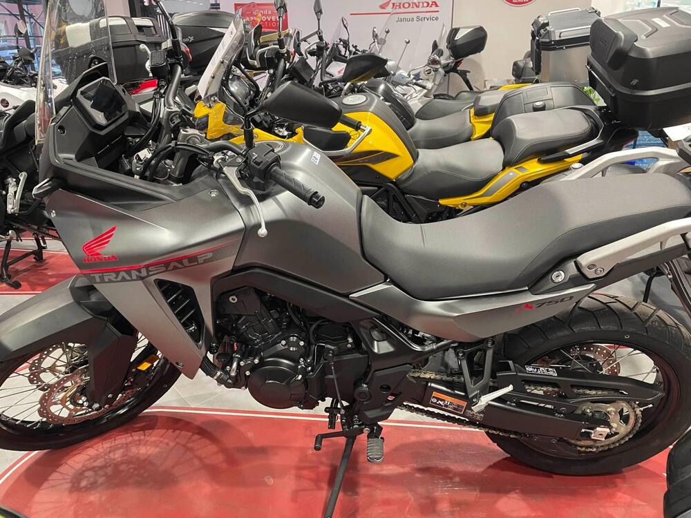 Honda Transalp XL750 (2023 - 24) (2)