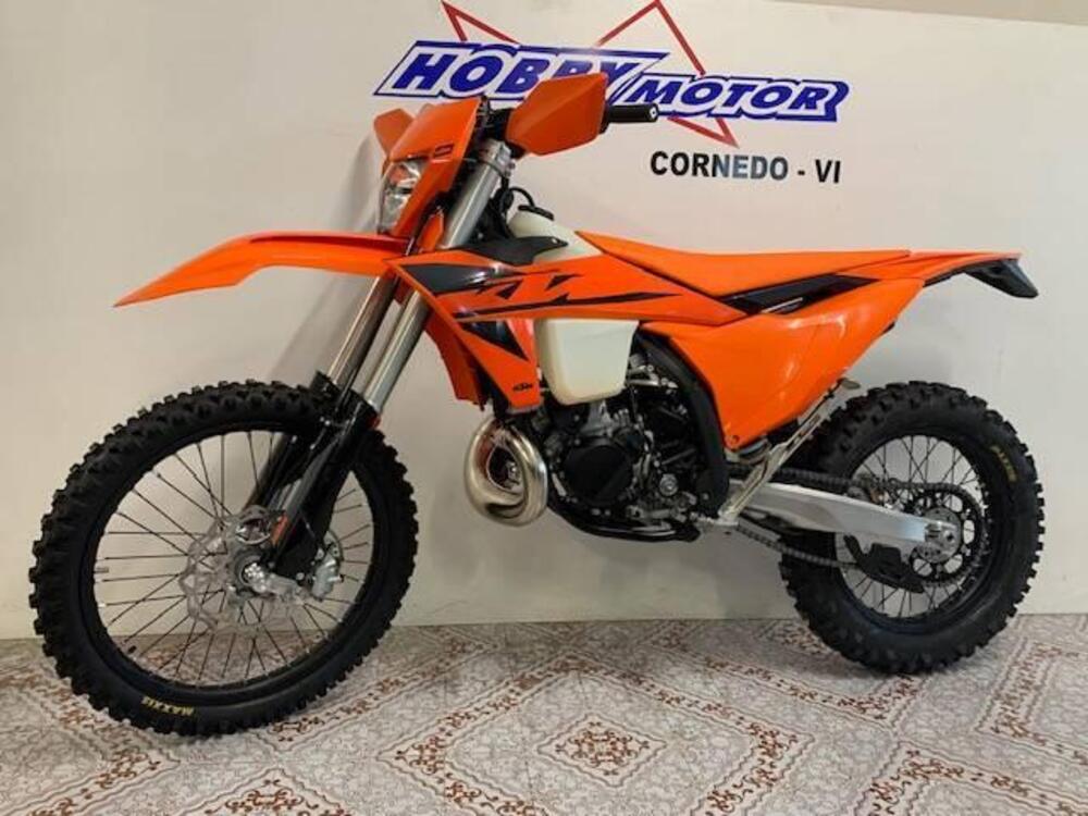 KTM 300 EXC (2025) (3)
