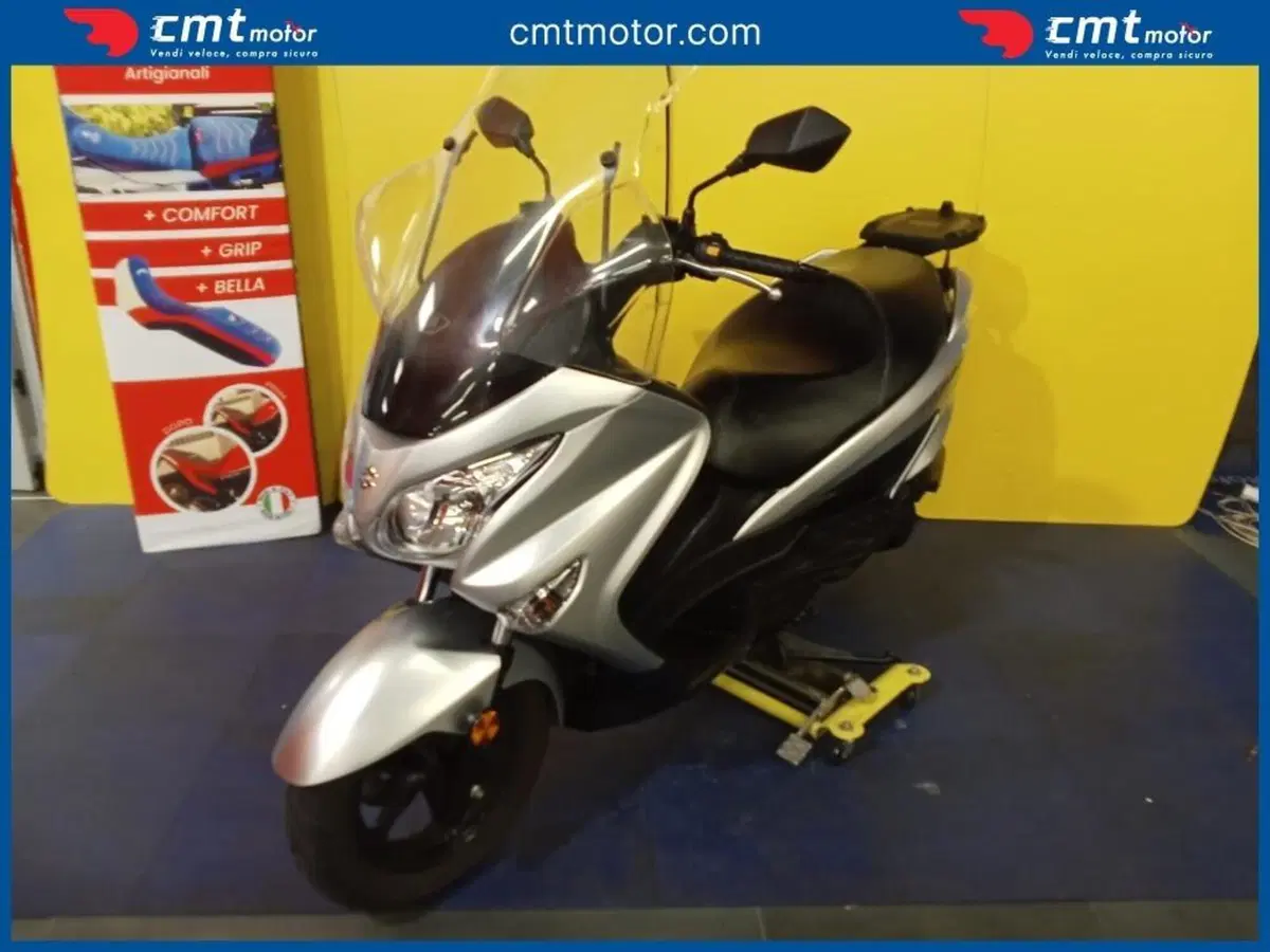 Suzuki Burgman UH 200 (2017 - 20) (3)