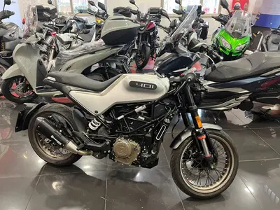 Husqvarna Svartpilen 401 (2021 - 23) usata