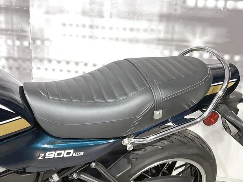 Kawasaki Z 900 RS (2022 - 25) (4)