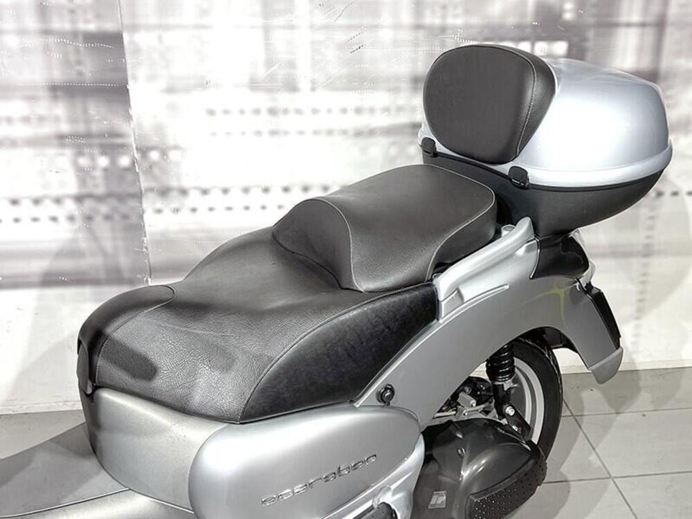 Aprilia Scarabeo 500 (2007 - 12) (5)