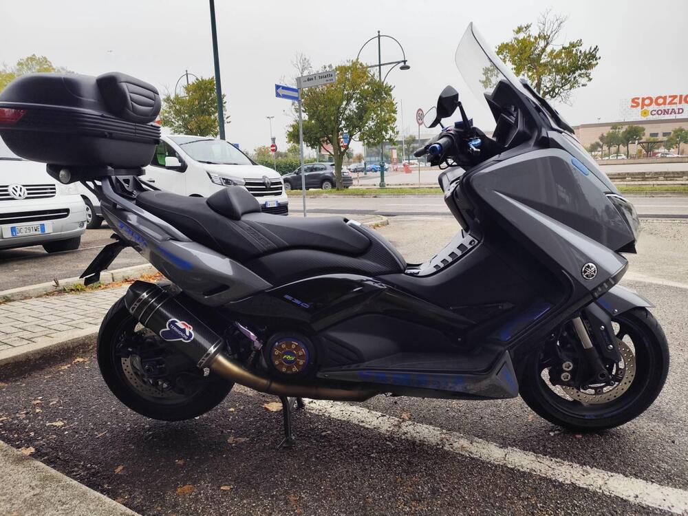 Yamaha T-Max 530 Lux Max ABS (2016 - 17) (2)